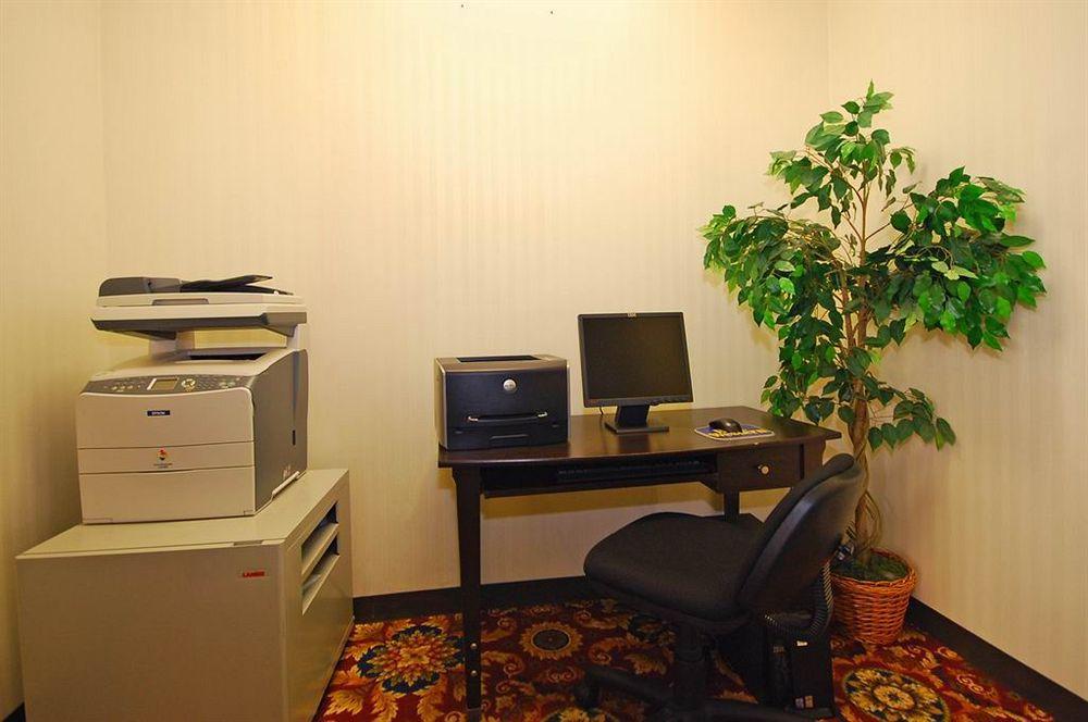 Comfort Inn Chester - Richmond South Экстерьер фото