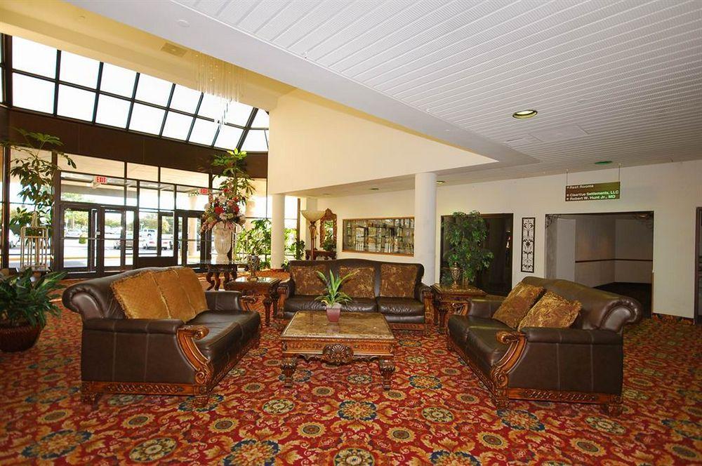 Comfort Inn Chester - Richmond South Экстерьер фото