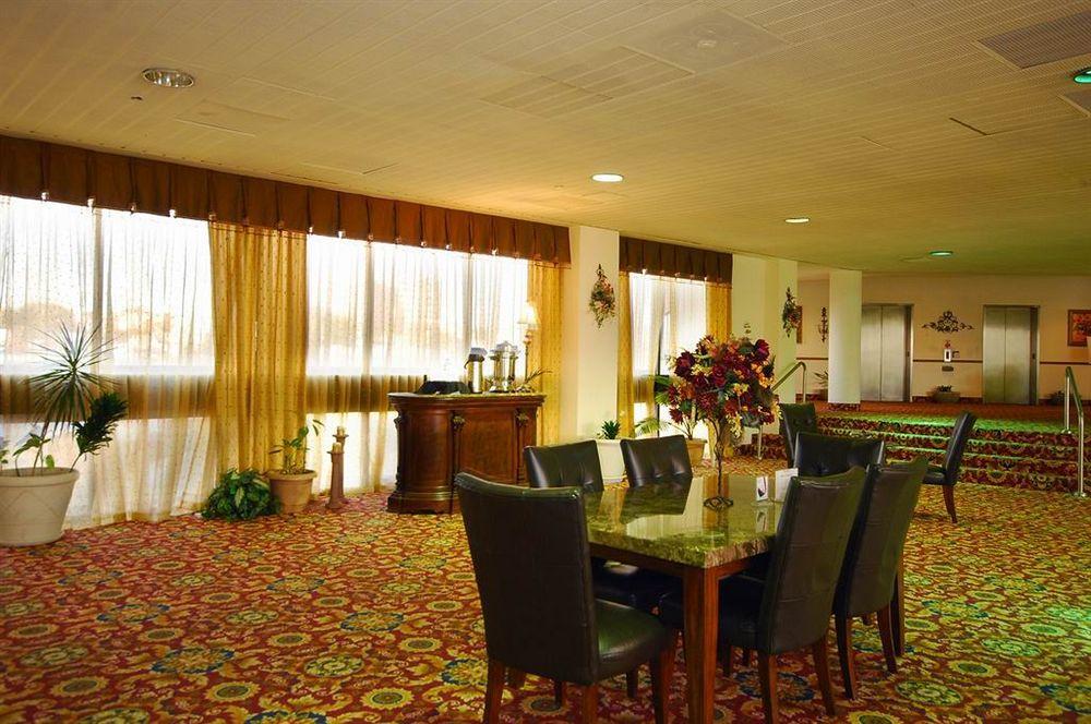 Comfort Inn Chester - Richmond South Экстерьер фото