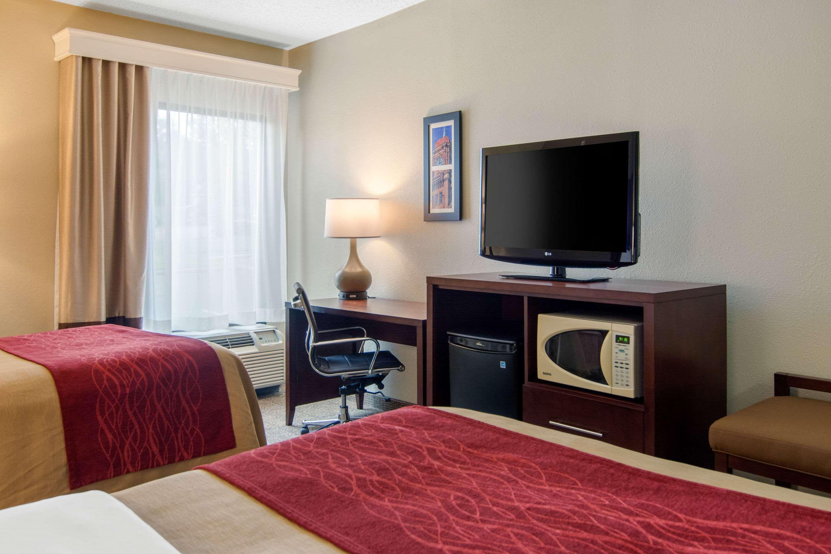 Comfort Inn Chester - Richmond South Экстерьер фото