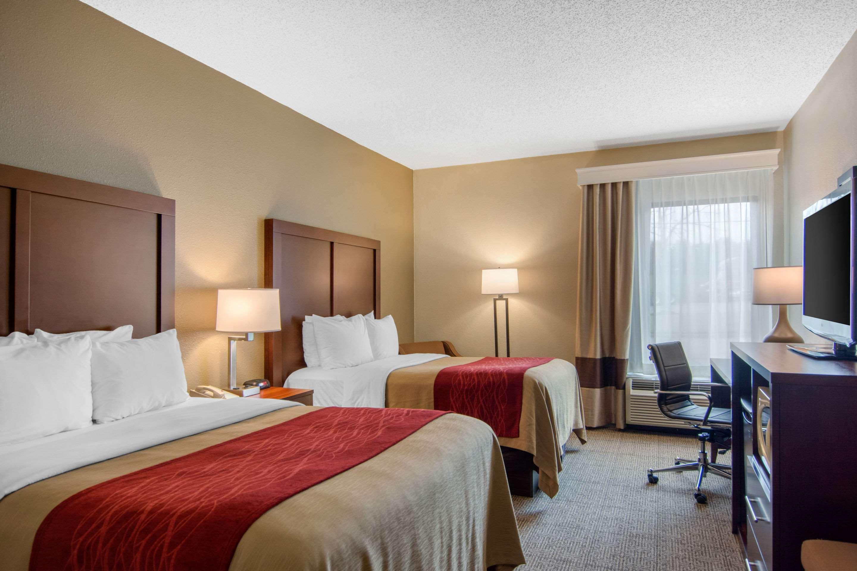 Comfort Inn Chester - Richmond South Экстерьер фото
