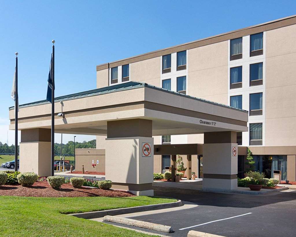Comfort Inn Chester - Richmond South Экстерьер фото