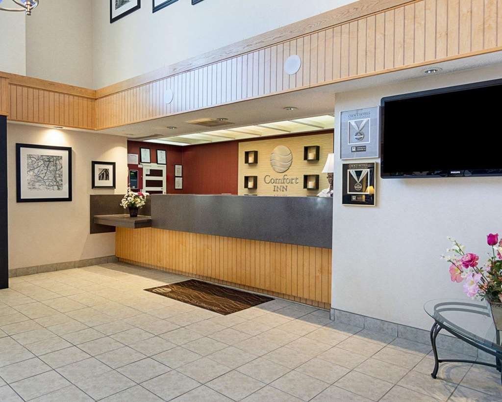 Comfort Inn Chester - Richmond South Интерьер фото